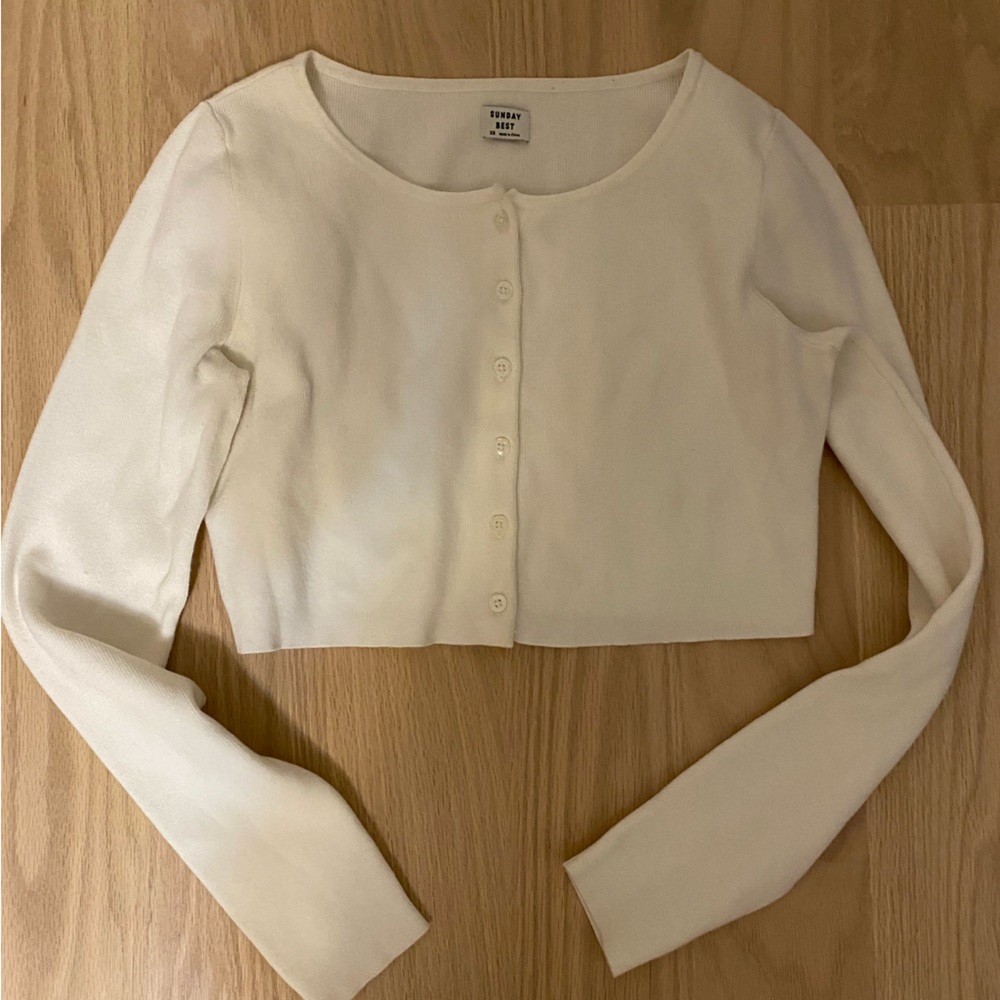 Aritzia Sunday Best Izzy Cardigan
